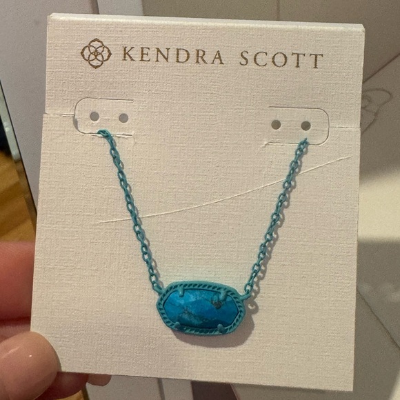 BRAND NEW LIMITED EDITION kendra scott elisa matte necklace aqua howlite - Picture 2 of 6